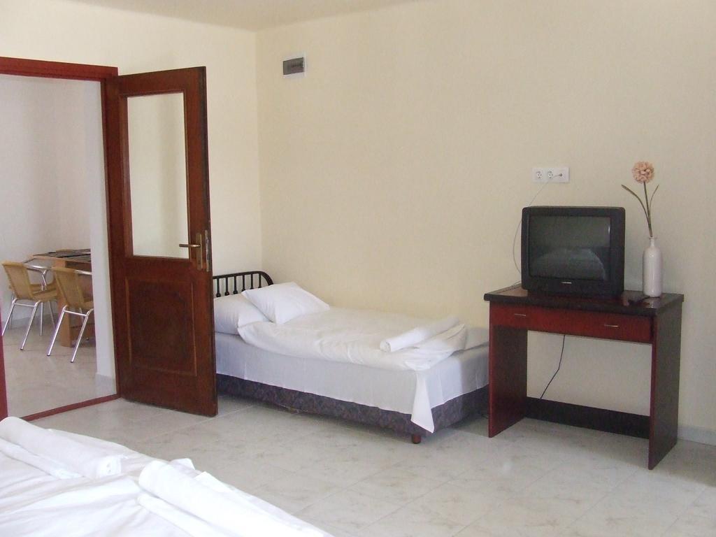 Napsugar Apartman Baja Bilik gambar